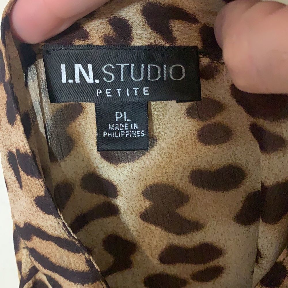 petite large blouse - Picture 4 of 4